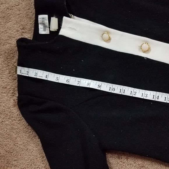 COPY - COPY - Elegant B&W Sweater Jacket/Top - Picture 1 of 13